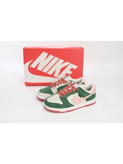 POP  SB Dunk Low SE All Petals United Fir Green, FN8923-061 01