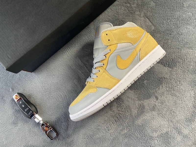 POP  Jordan 1 Mid Mixed Textures Yellow, DA4666-001