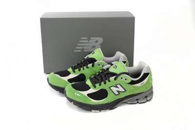 POP  New Balance 2002R Sea Black Green，M2002RGZ 01