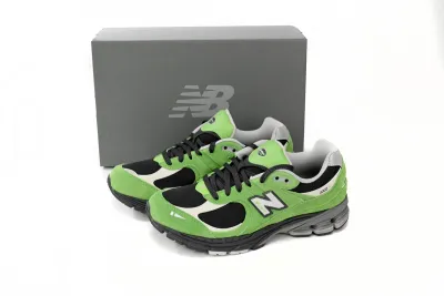 POP  New Balance 2002R Sea Black Green，M2002RGZ 01