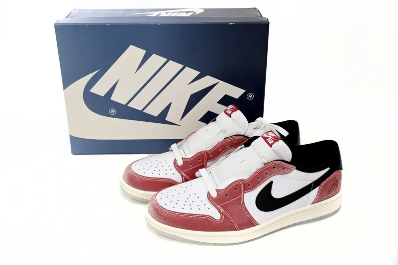 PKGoden  Jordan 1 Low OG Signa x Ture Trophy Room, FN0432-017
