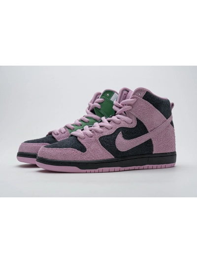 PKGoden  SB Dunk High Pro Prm “Invert Celtics”,  CU7349-001 01