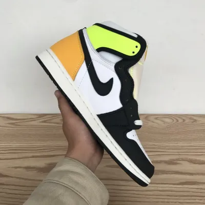 POP Air Jordan 1 Retro High OG "Volt Gold", 555088-118 02