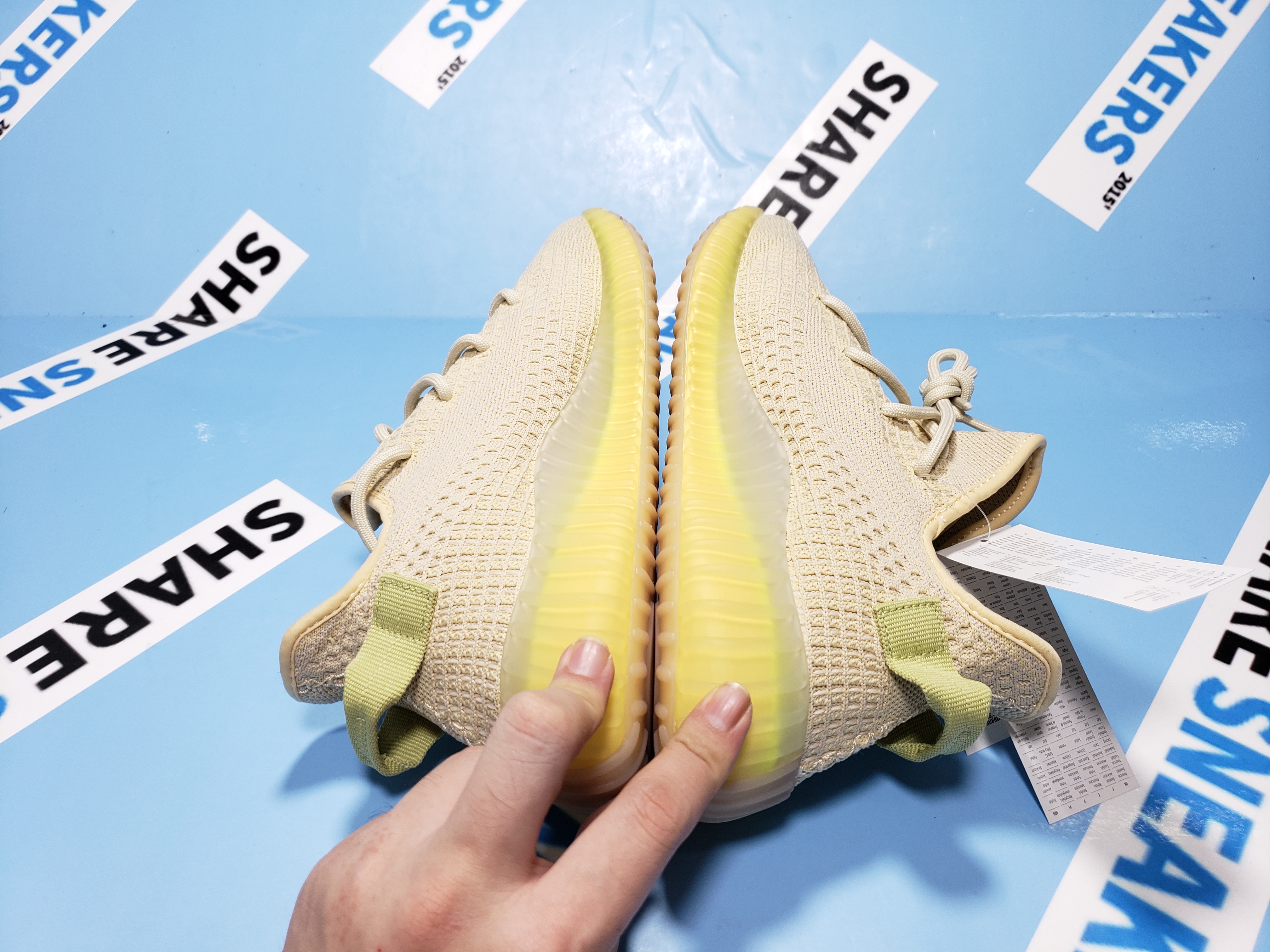 POP  Yeezy Boost 350 V2 Flax, FX9028 