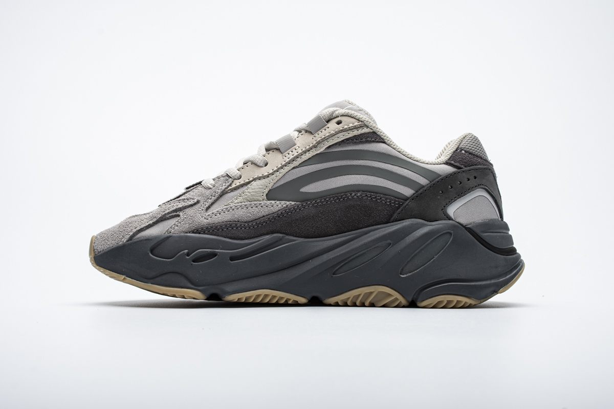 BootsMasterLin Yeezy Boost 700 V2 Tephra, FU7914 the best replica sneaker 