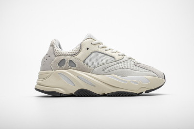 POP  Yeezy Boost 700 Analog,  EG7596 02
