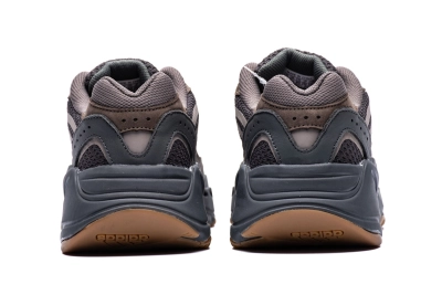 POP  Yeezy Boost 700 V2 Geode,  EG6860 02