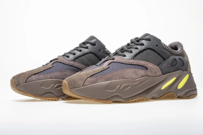 POP  Yeezy Boost 700 Mauve,  EE9614 01