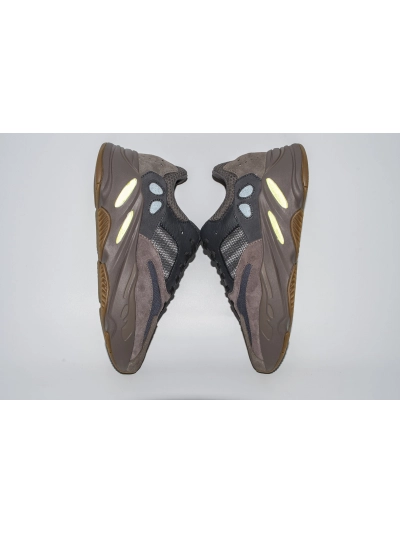 POP  Yeezy Boost 700 Mauve,  EE9614 02