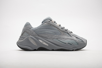 POP  Yeezy Boost 700 V2 Hospital Blue, FV8424 02