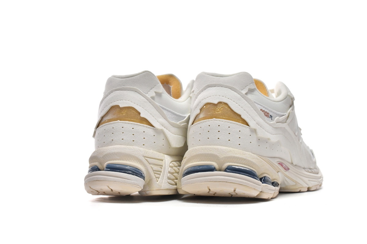 POP  New Balance 2002R Protection Pack Sea Salt, M2002RDC
