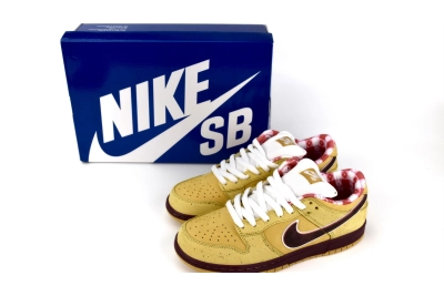 PKGoden Dunk SB Low Yellow Lobster x Concepts 313170-137566 02