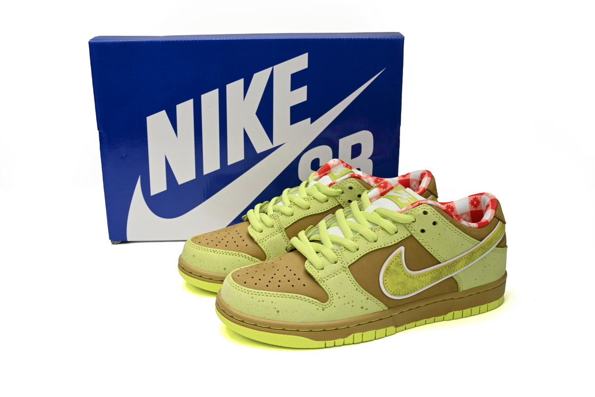 PKGoden  Dunk SB Low Fluorescent Yellow Lobster x Concepts BV1310-566