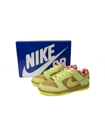 PKGoden  Dunk SB Low Fluorescent Yellow Lobster x Concepts BV1310-566 01
