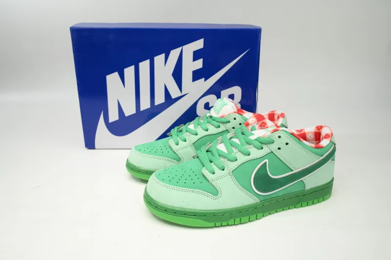 PKGoden  Dunk SB Low Seaweed Green Lobster x CONCEPTS, BV1310-303