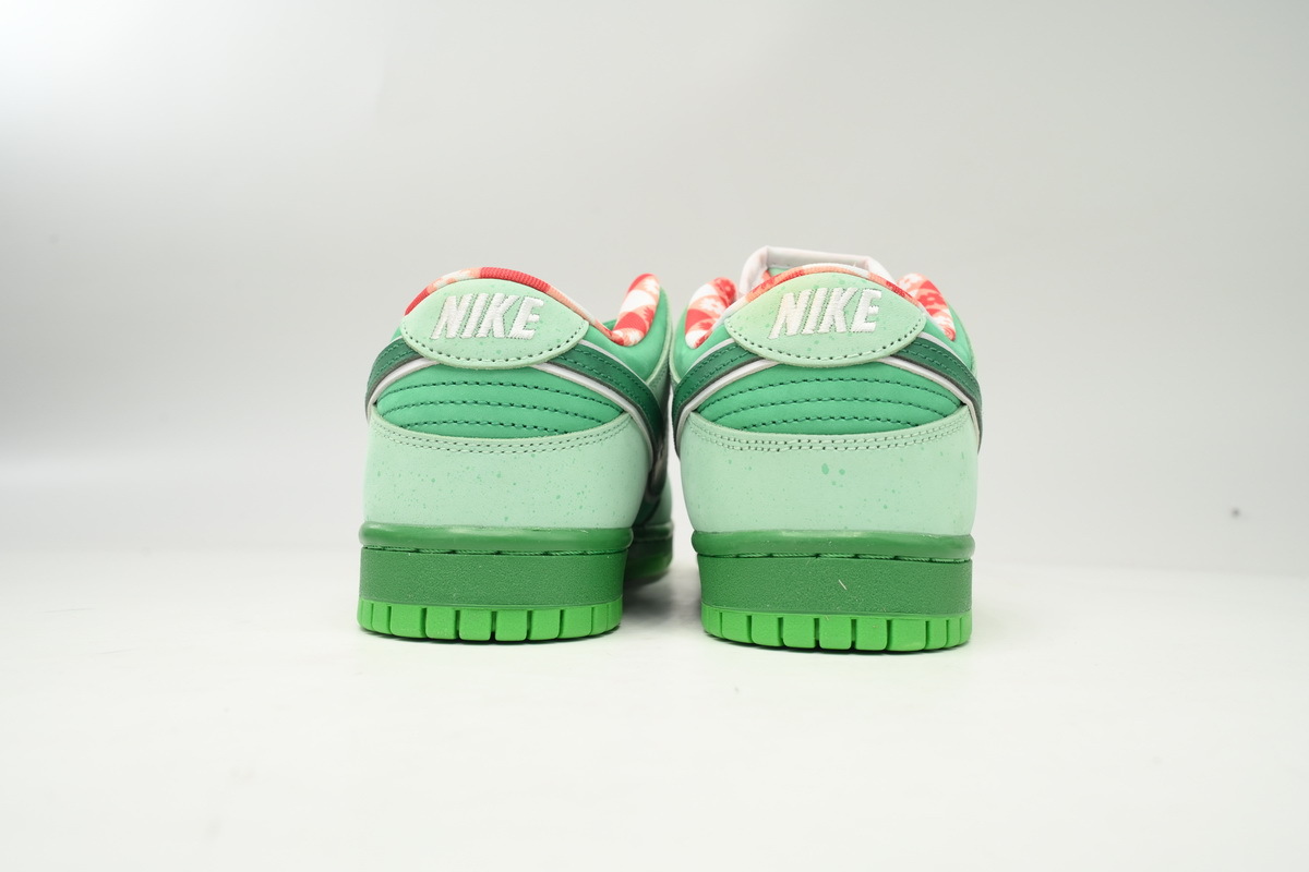 PKGoden  Dunk SB Low Seaweed Green Lobster x CONCEPTS, BV1310-303