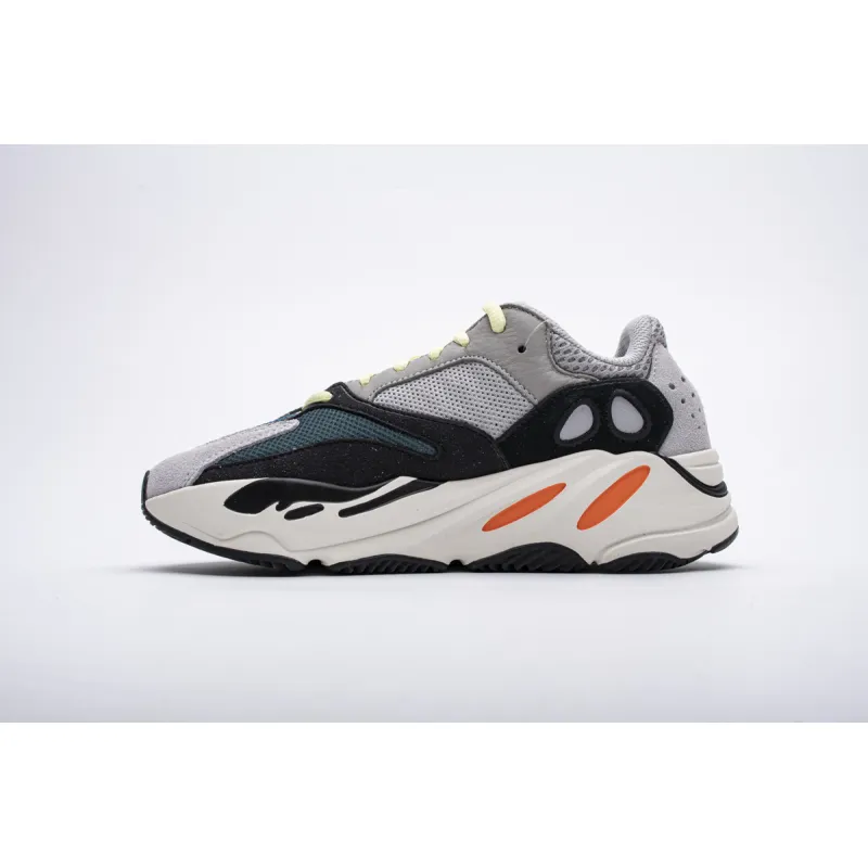 PKGoden  Yeezy Boost 700 OG Wave Runner B75571