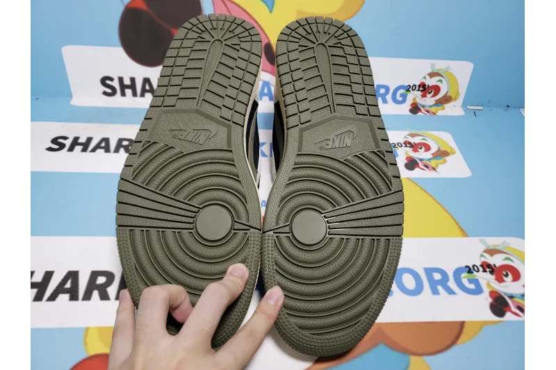 PKGoden  Travis Scott x Air Jordan 1 Low OG Olive, DZ4137-106