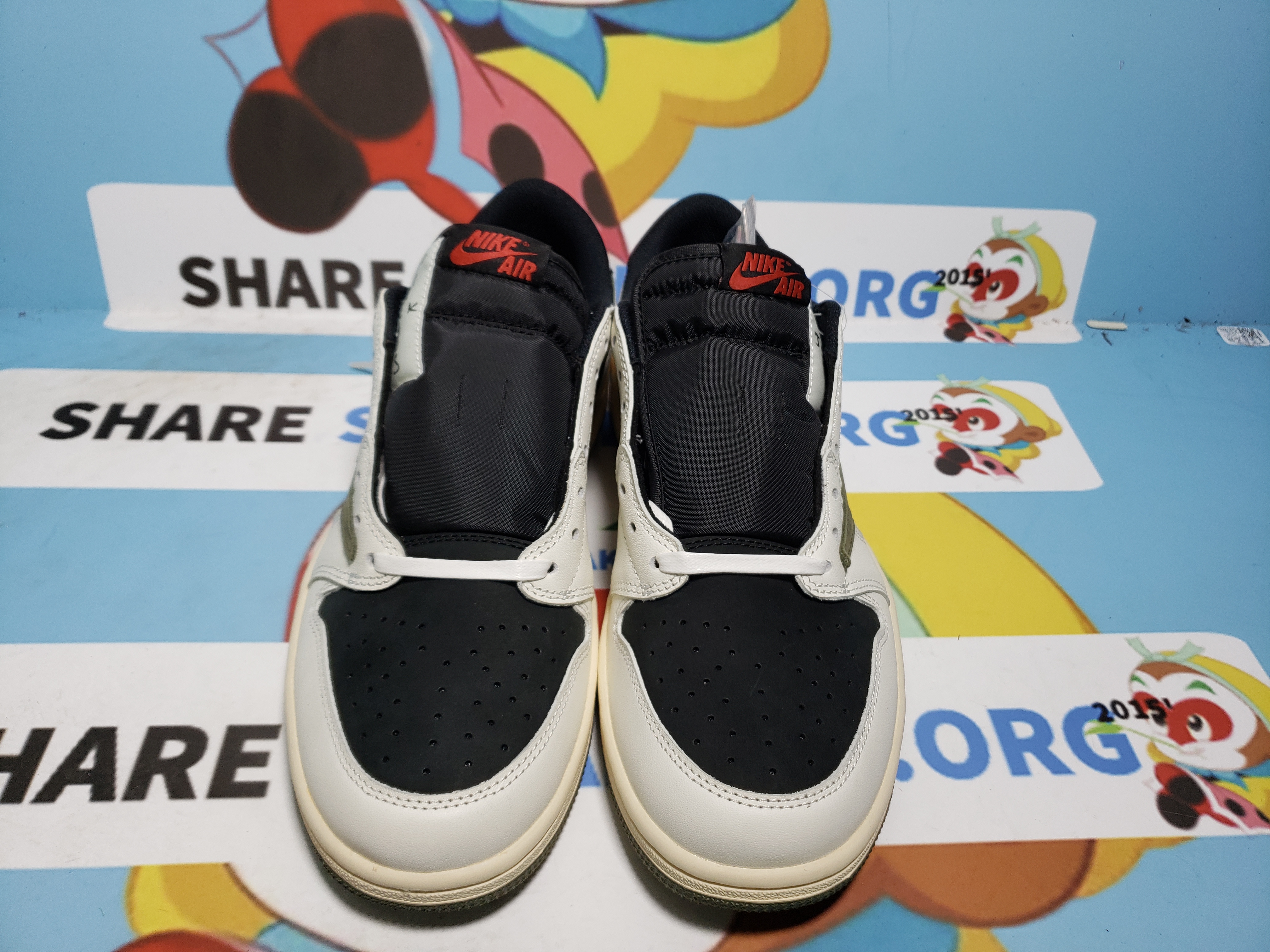 PKGoden  Travis Scott x Air Jordan 1 Low OG Olive, DZ4137-106