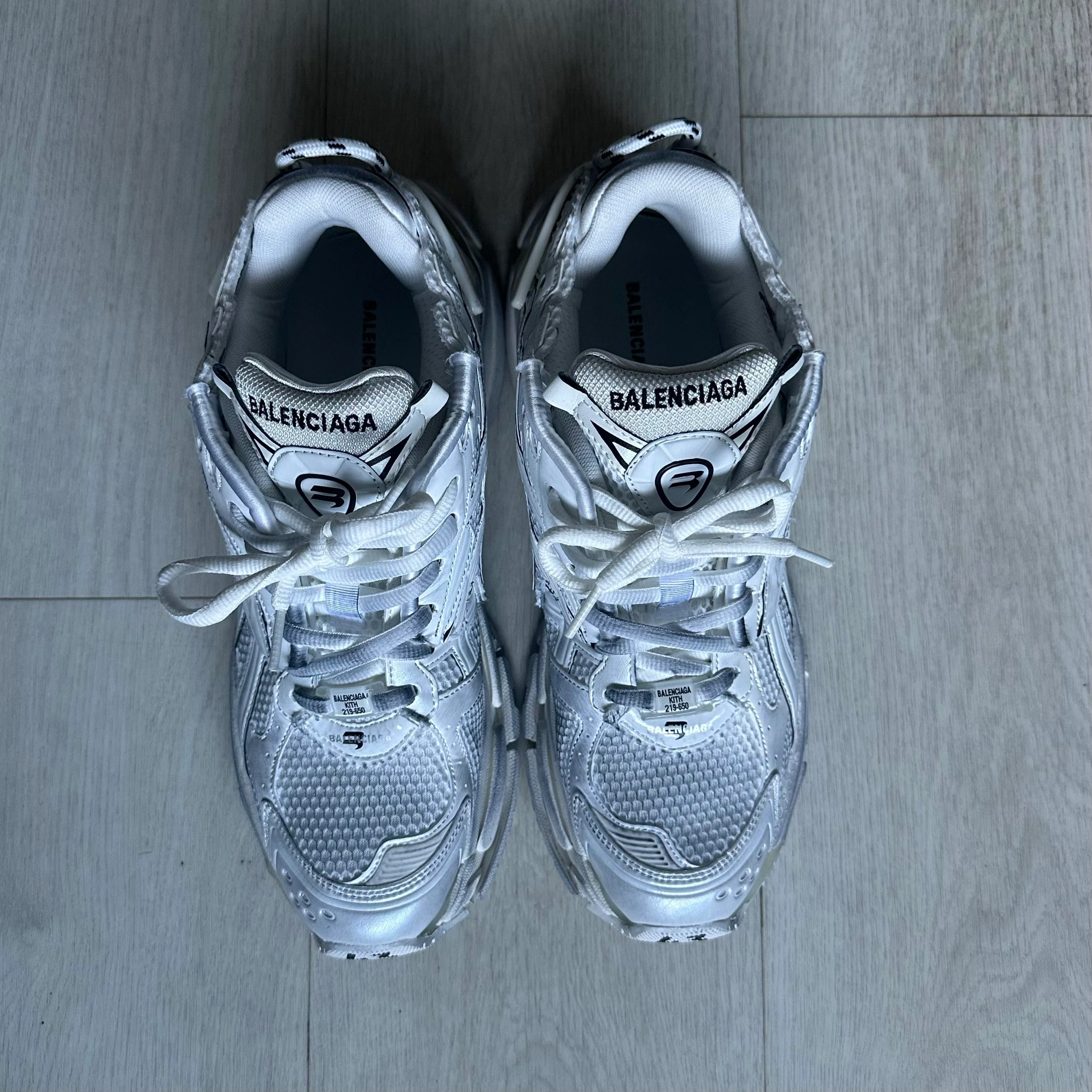 PKGoden  Balenciaga Runner White