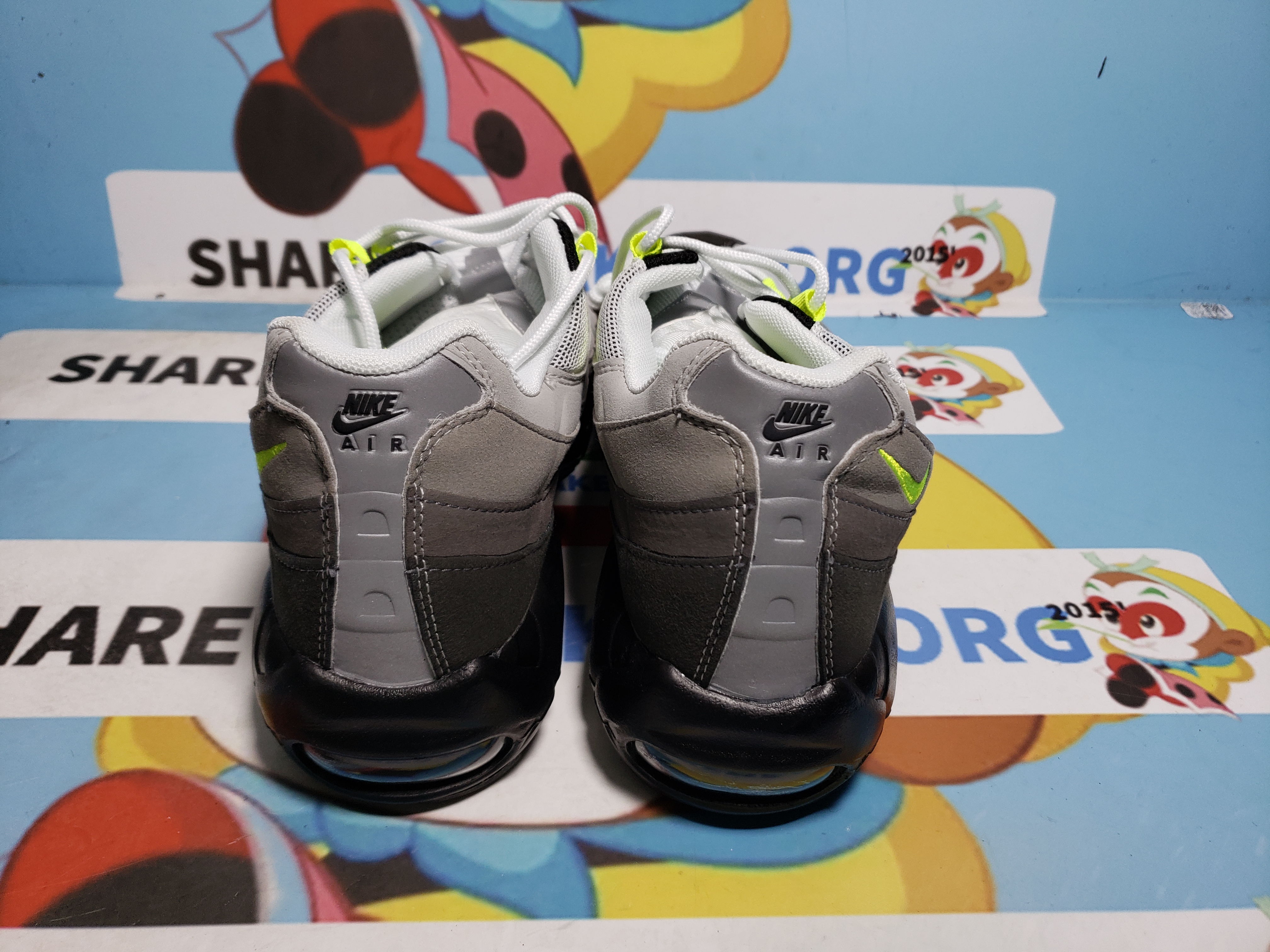 POP  Air Max 95 OG Neon, CZ0910-001