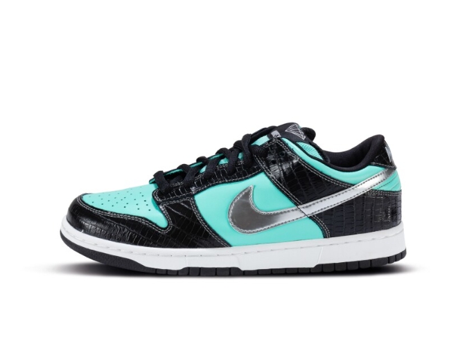 SB Dunk Low Pro ‘Diamond Supply Co. Tiffany Replica, 304292-402