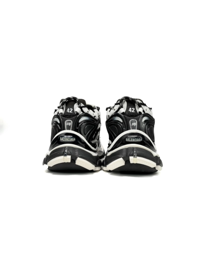 PKGoden Balenciaga Runner Black White 02