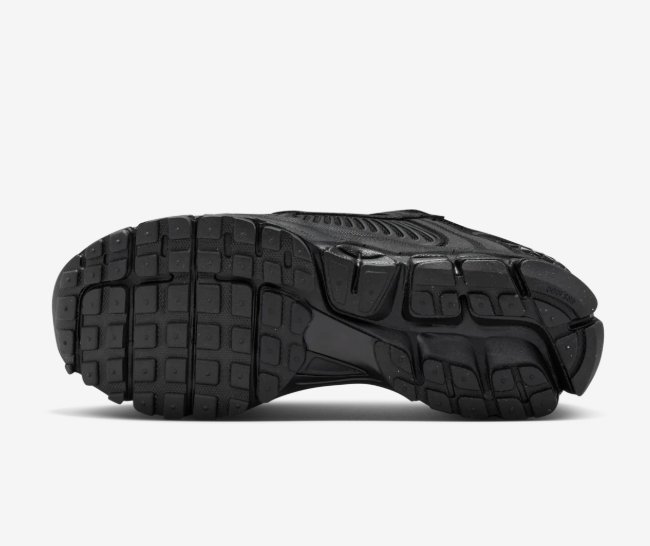 Zoom Vomero 5 Triple Black Reps