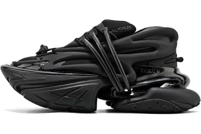 PKGoden Balmain unicorn sneaker 01