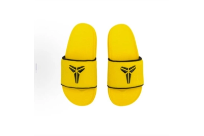 POP Kobe Bryant x Offcourt Slide Black Yellow, IF2870-700 01