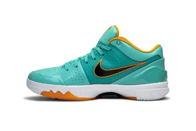 PKGoden Undefeated x Kobe 4 Protro "Hyper Jade", CQ3869-300 01