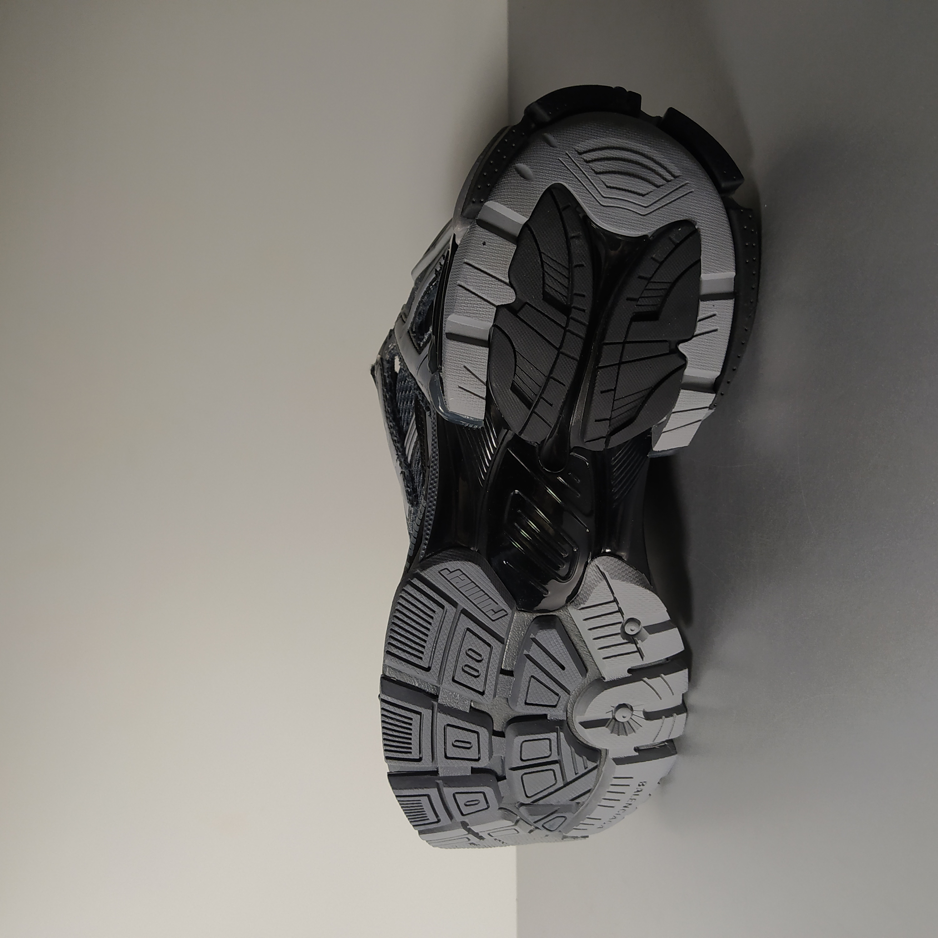 PKGoden Balenciaga 7th Runner All Black Gray 677402 W3RB2 1515