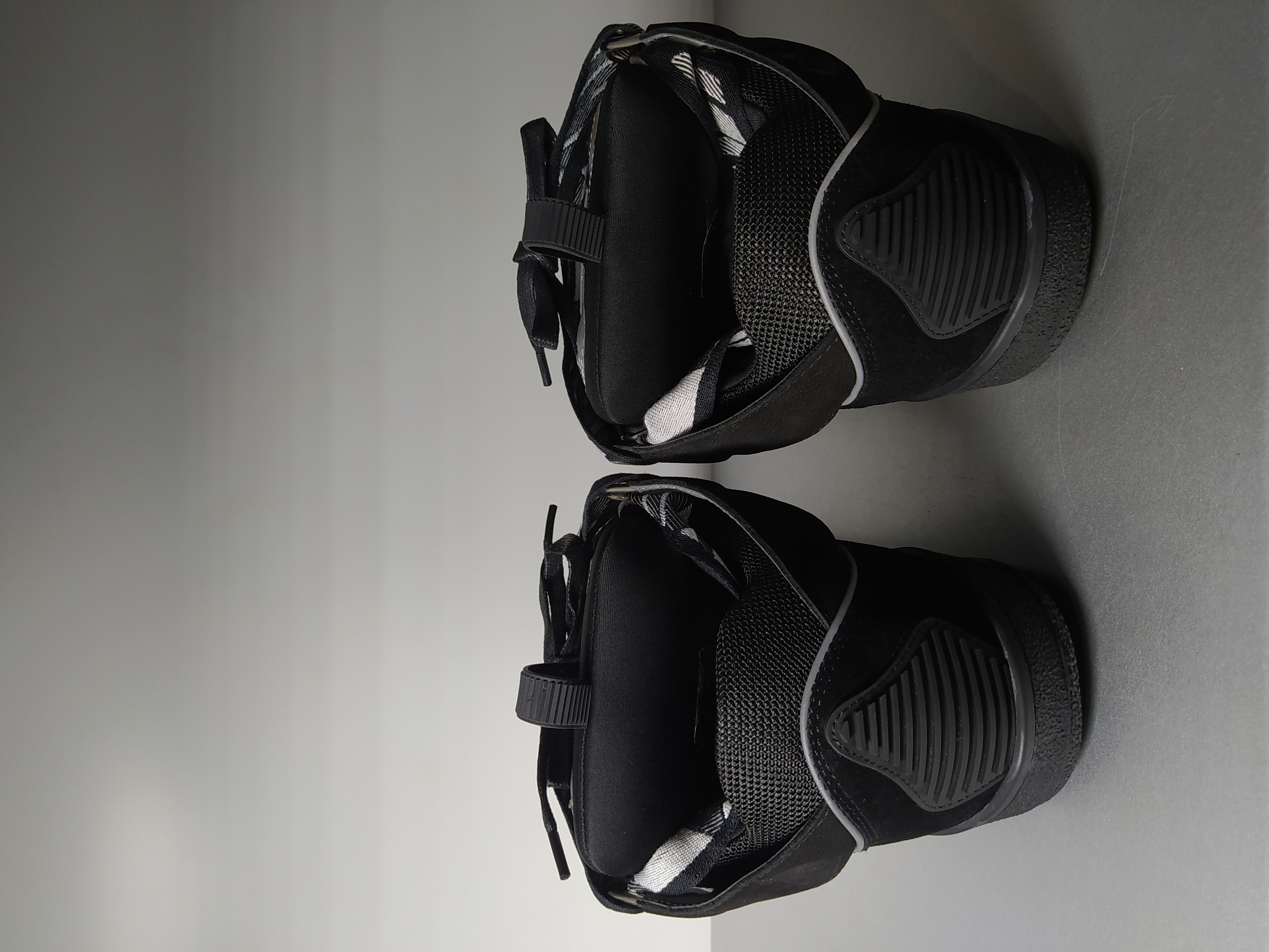 PKGoden LANVIN White Black