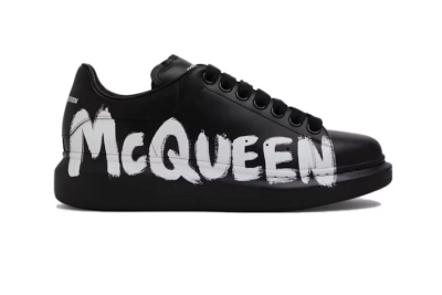PKGoden Alexander McQueen Sneaker Black White 01