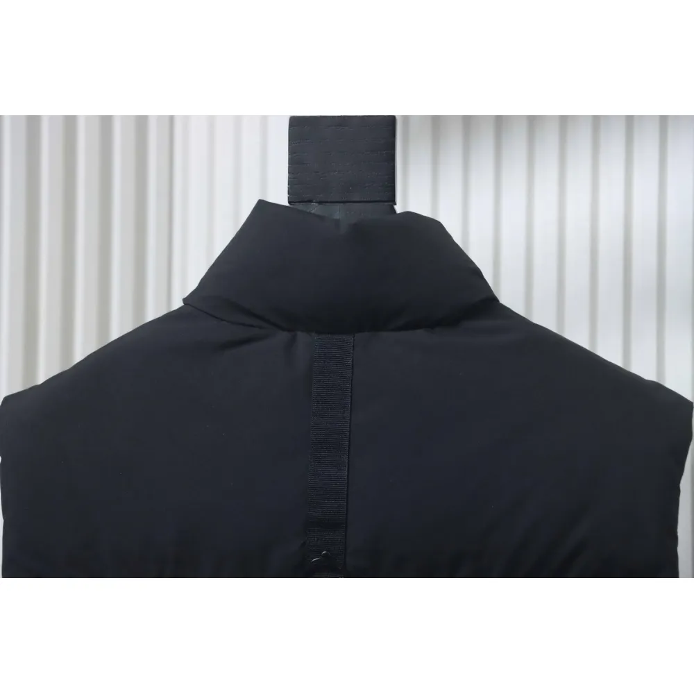 Moose knuckless Glossy down vest Black / White