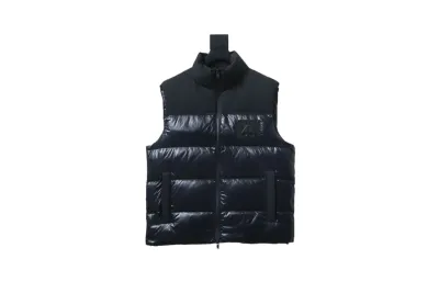 Moose knuckless Glossy down vest Black / White 01