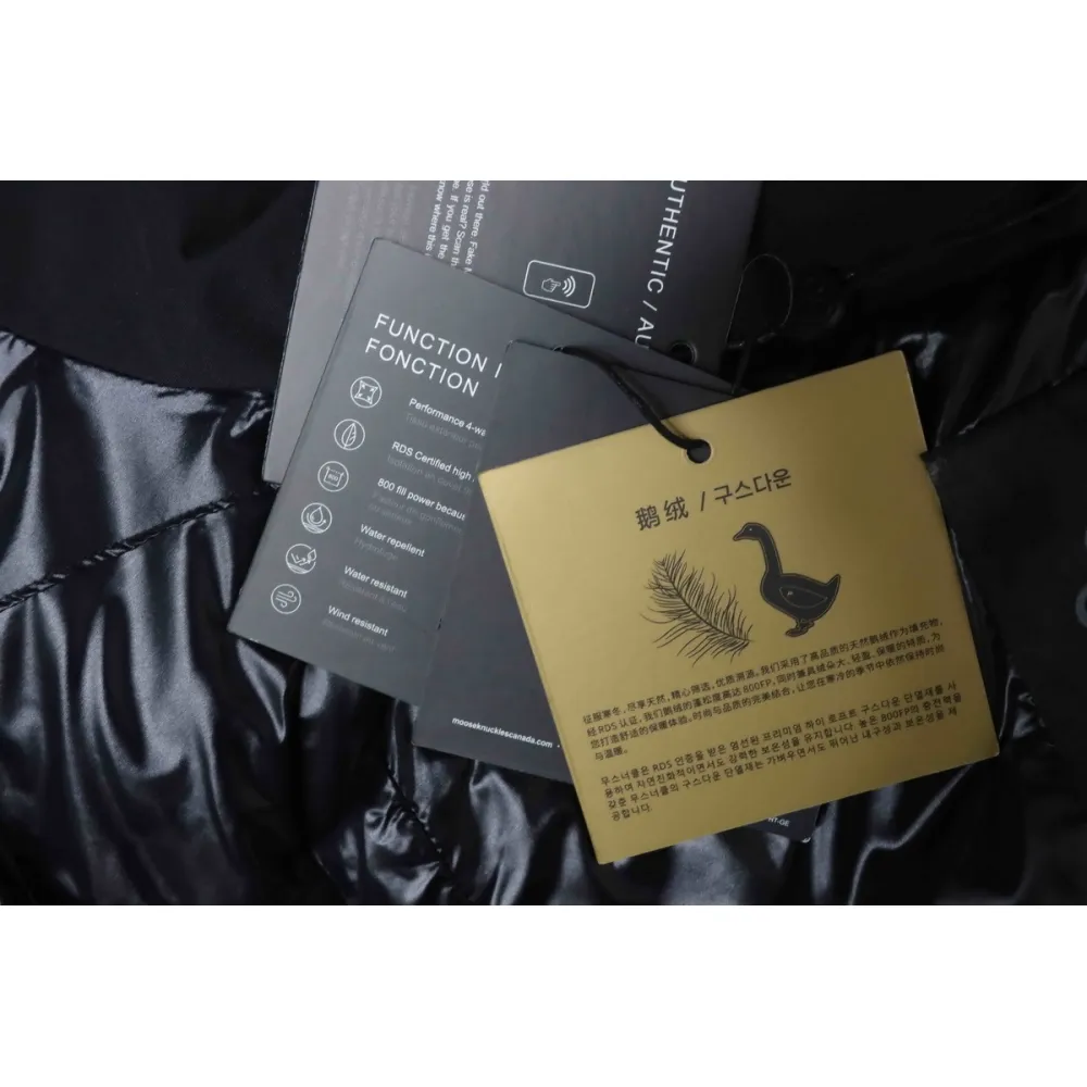 Moose knuckless Glossy down vest Black / White