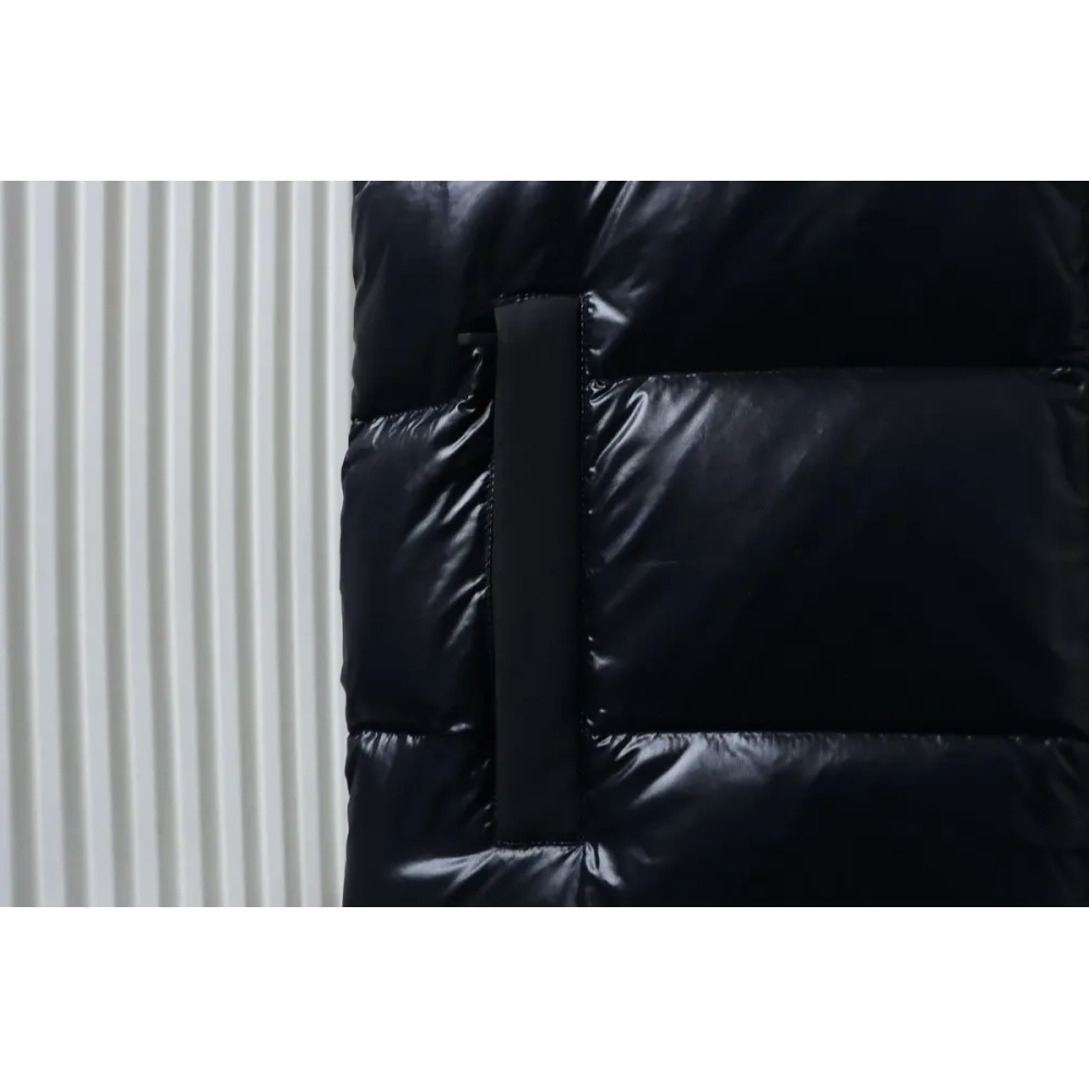 Moose knuckless Glossy down vest Black / White