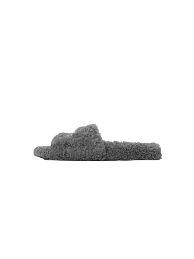POP Balenciaga Furry Slide Bright Grey 01
