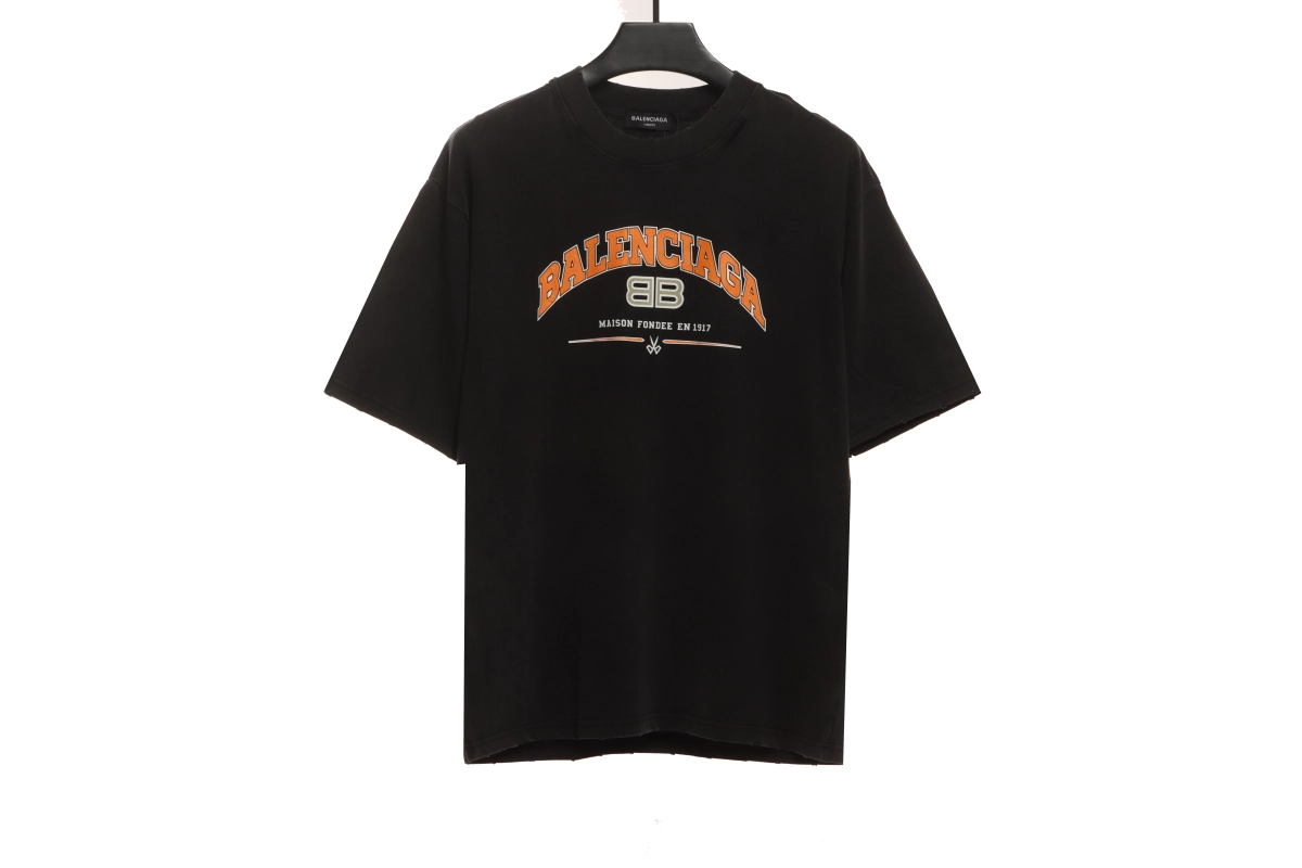 Balenciaga Distressed Washed Double B T-Shirts+Balenciaga loose denim shorts Jeans