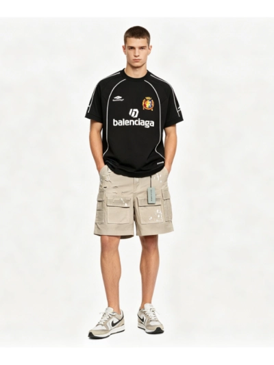 Balenciaga joint Manchester United football embroidered T-Shirts Black+Balenciaga24ss heavy hand-painted dirty plaid fabric pocket denim shorts Jeans 01