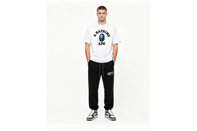 Bape T-Shirt 145+Essentials Relaxed Sweatpant ckt216 01