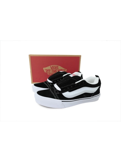 POP Vans Knu-Skool Black White VN0009QC6BT 02