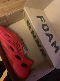 POP Yeezy Foam RNNR Vermillion, GW3355 review 0