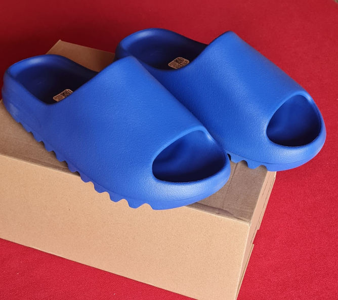 POP Yeezy Slide Azure, ID4133 review Ethan Bech 00