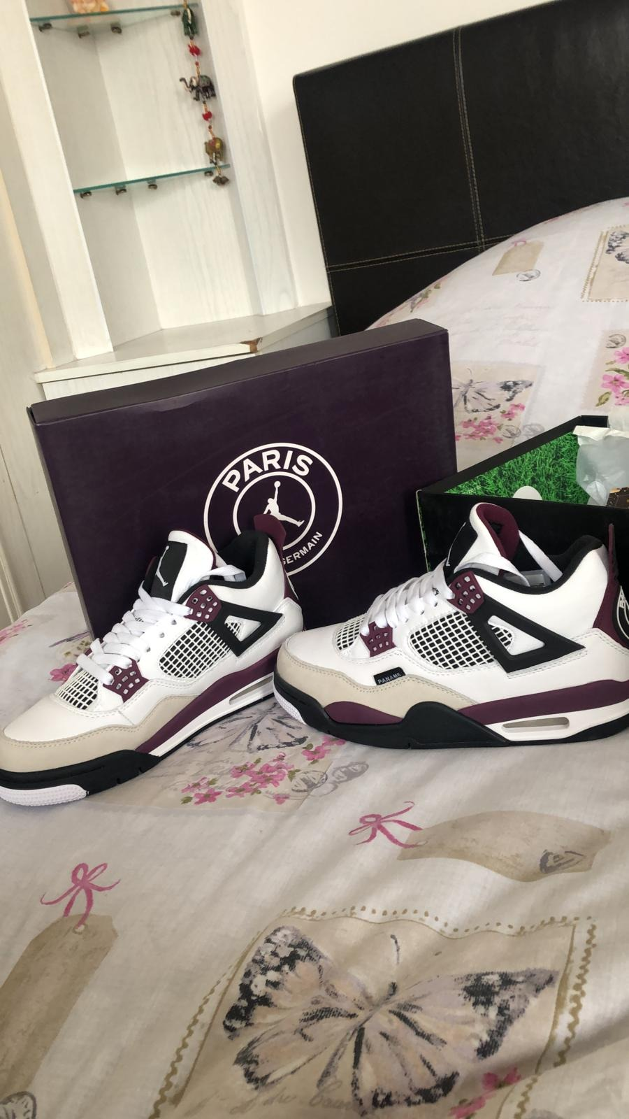 PKGoden Jordan 4 Retro PSG Paris Saint-Germain,  CZ5624-100 review Cristina Irimia