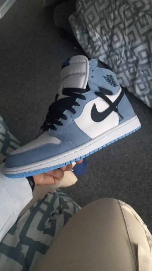 PKGoden  Jordan 1 High OG University Blue 555088-134 review 