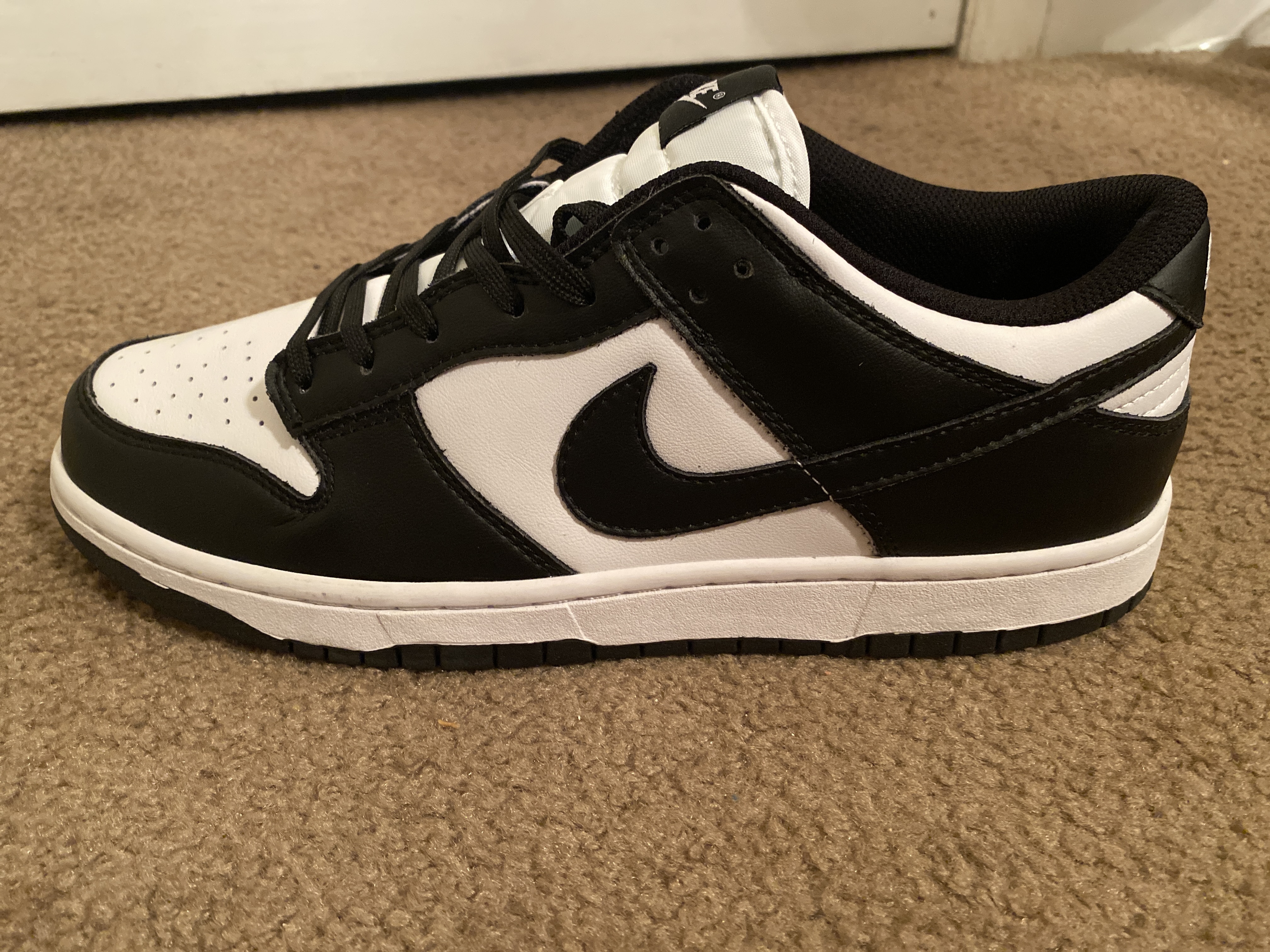 PKGoden  Dunk SB Low Retro White Black panda, DD1391-100 review Anthony 01