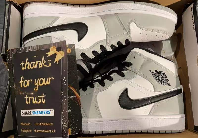 POP  Jordan 1 Mid Light Smoke Grey，554724-092 review Alexandros Kalkanteras