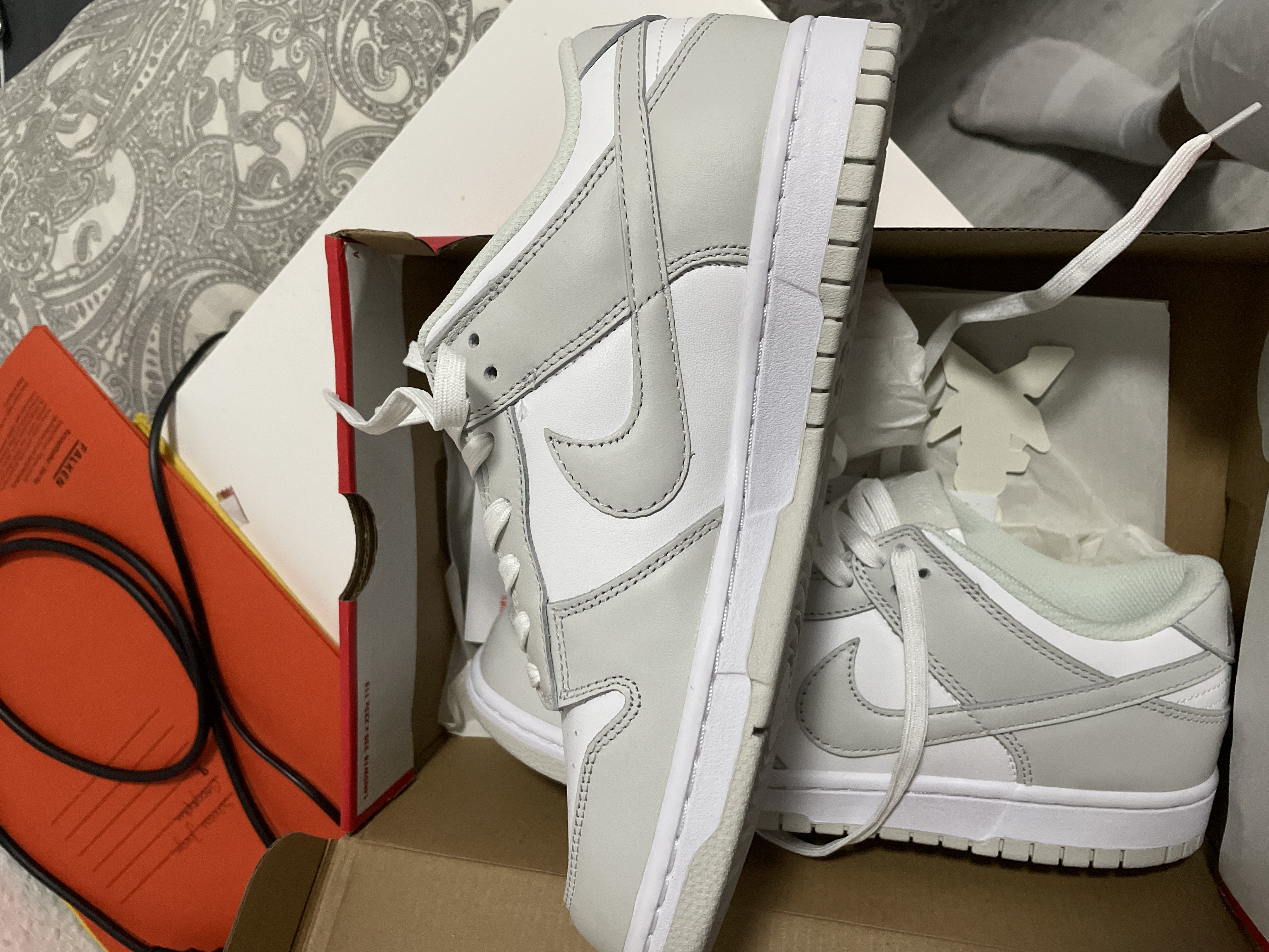 PKGoden  Dunk Low Photon Dust, DD1503-103 review SJ7 02